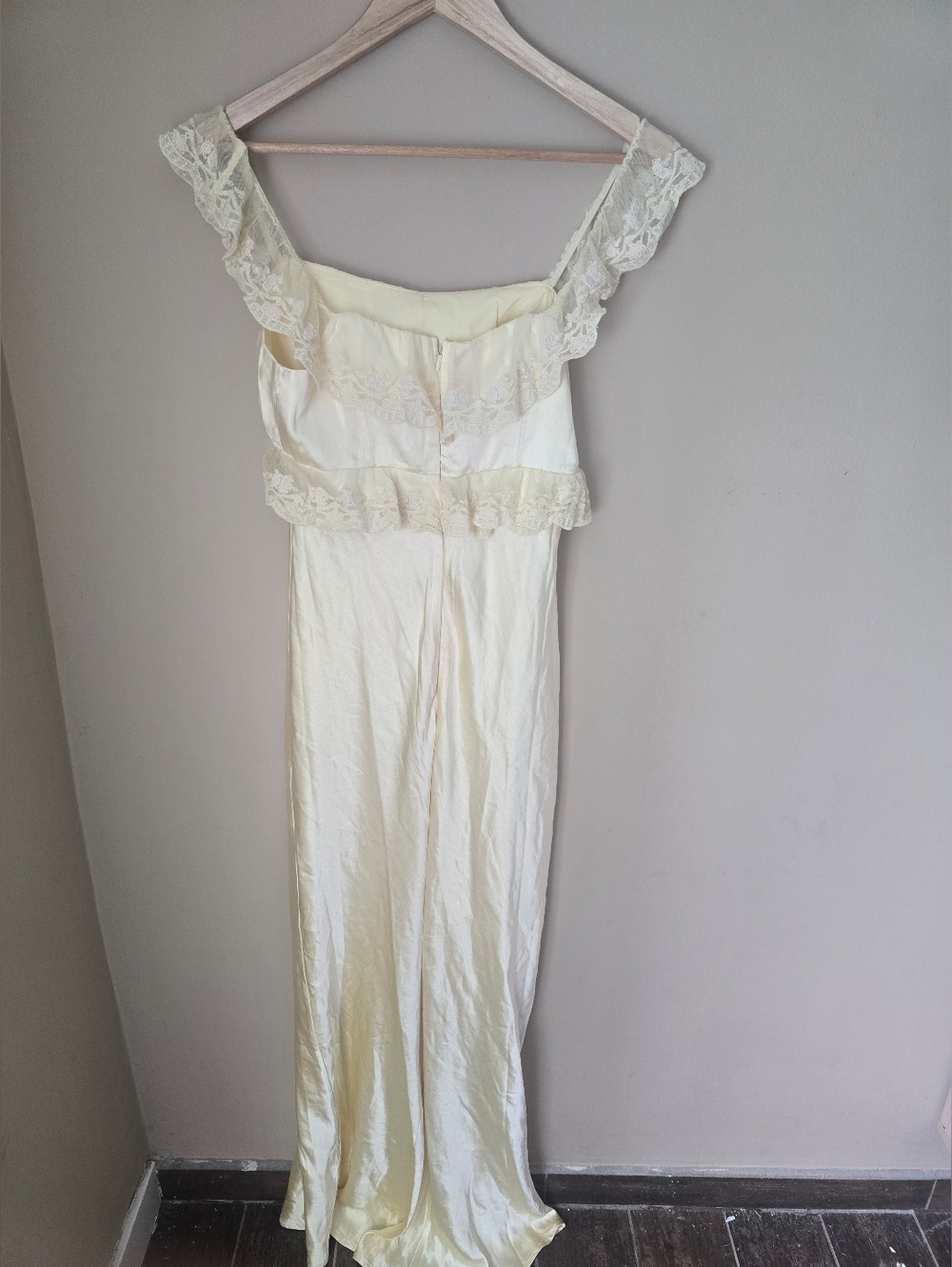 HERE COMES THE SUN Escapade Lace Trim Maxi Dress - Picture 6 of 9